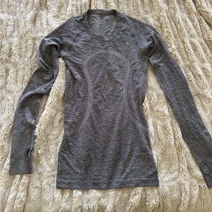 Lululemon Swiftly Tech Long Sleeve (hip length)